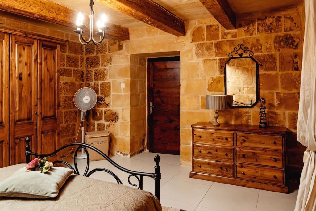 Enchanting 2Bdr Townhouse In Valletta Centre! ภายนอก รูปภาพ