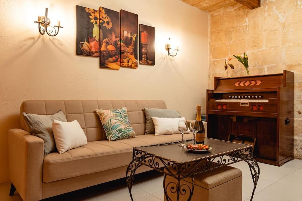 Enchanting 2Bdr Townhouse In Valletta Centre! ภายนอก รูปภาพ