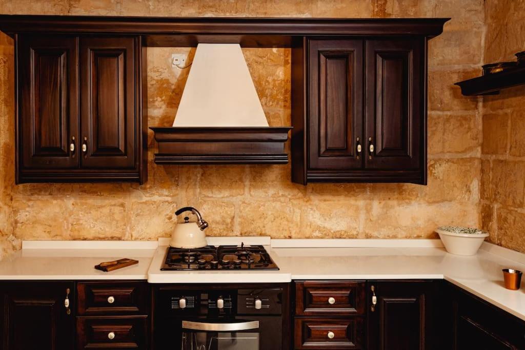 Enchanting 2Bdr Townhouse In Valletta Centre! ภายนอก รูปภาพ