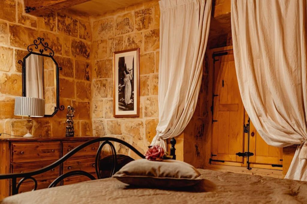 Enchanting 2Bdr Townhouse In Valletta Centre! ภายนอก รูปภาพ