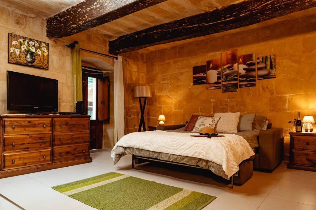 Enchanting 2Bdr Townhouse In Valletta Centre! ภายนอก รูปภาพ